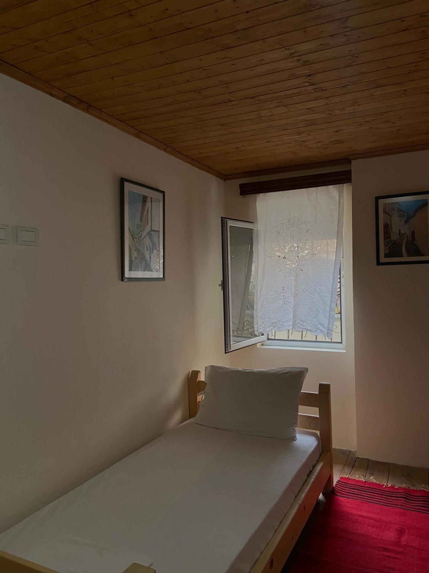 Teo'S Guest House Berat Exterior photo